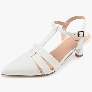 Journee Collection Womens Jazlynn Buckle Kitten Heel  Pumps White 5.5 Medium